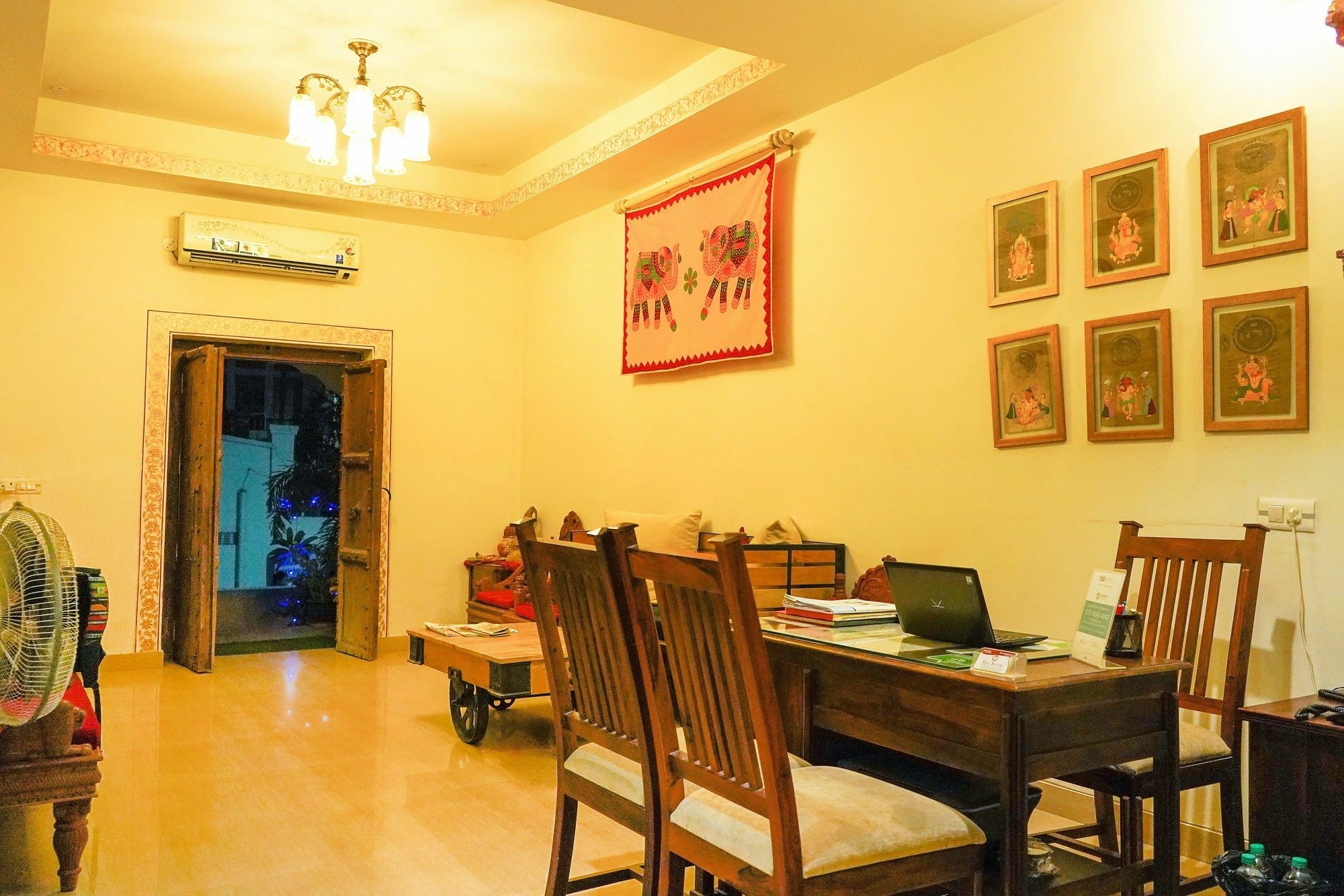Hotel Raj Kothi Jaipur Airport Εξωτερικό φωτογραφία